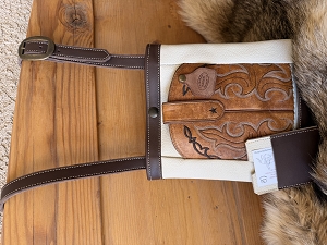 Small Boot Cross Body (Fog)
